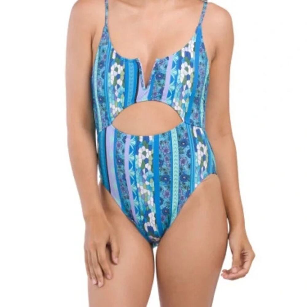 NWT - Lucky Brand Women’s v Neck Underwire Swimsuit Size: Large